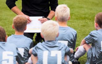 Coach your players tactics to beat a 3-5-2