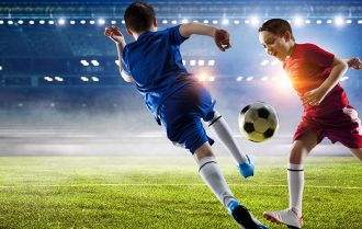 Finding space as a striker to create chances