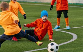 Players must pass and move to score goals