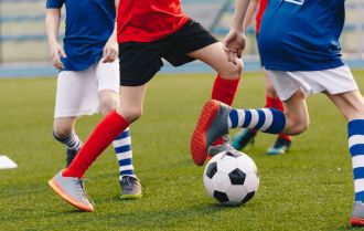 Teams score goals with dribbling and passing