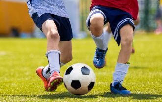 Midfielders sitting in front of the defence to intercept passes, block shots and win tackles