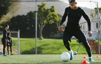 Supporting attacks in midfield