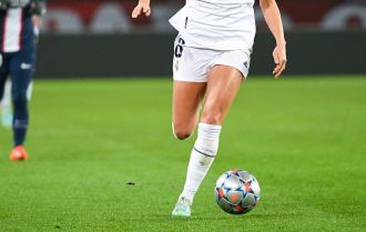 Forward runs in behind